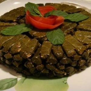 دلمه قالبی برگ مو مجلسی