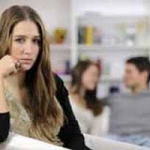 خیانت و بی وفایی را می توان به چند دسته تقسیم کرد 