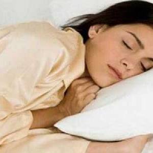 چرا برخی افراد در خواب حرف می زنند؟