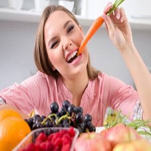 آموزشی : ﻿ 7 اشتباه در میوه خوردن 